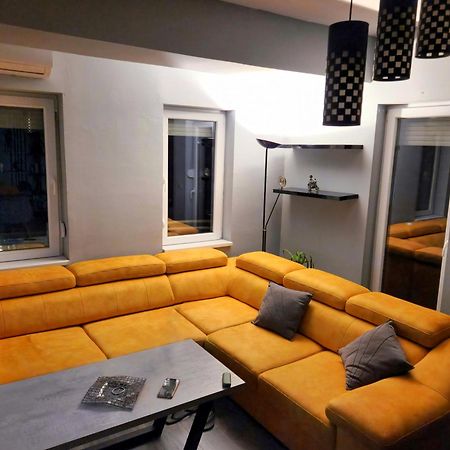 Future Apartments ▍Luxury ▍In The Heart Of Skopje ▍ ภายนอก รูปภาพ