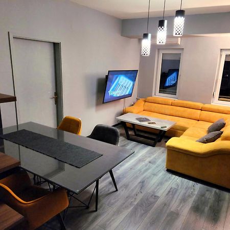 Future Apartments ▍Luxury ▍In The Heart Of Skopje ▍ ภายนอก รูปภาพ